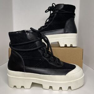 Gianni Bini Platform Booties Size 8 NWOB